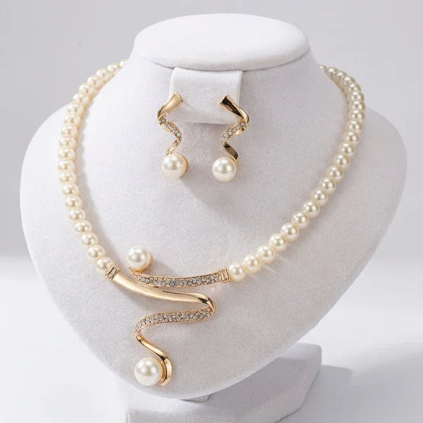 Sieradenset ketting en oorbellen met parelglans