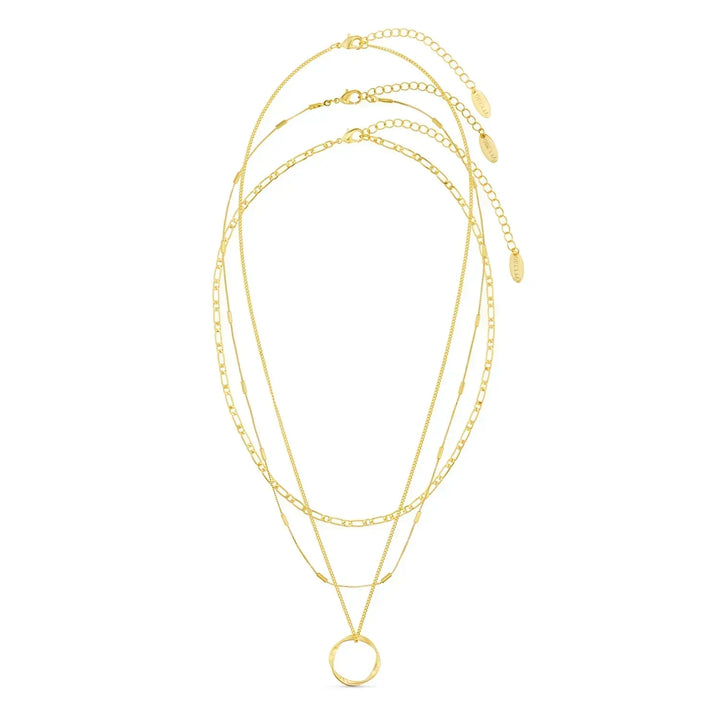Goudkleurige ketting met drie open ringen