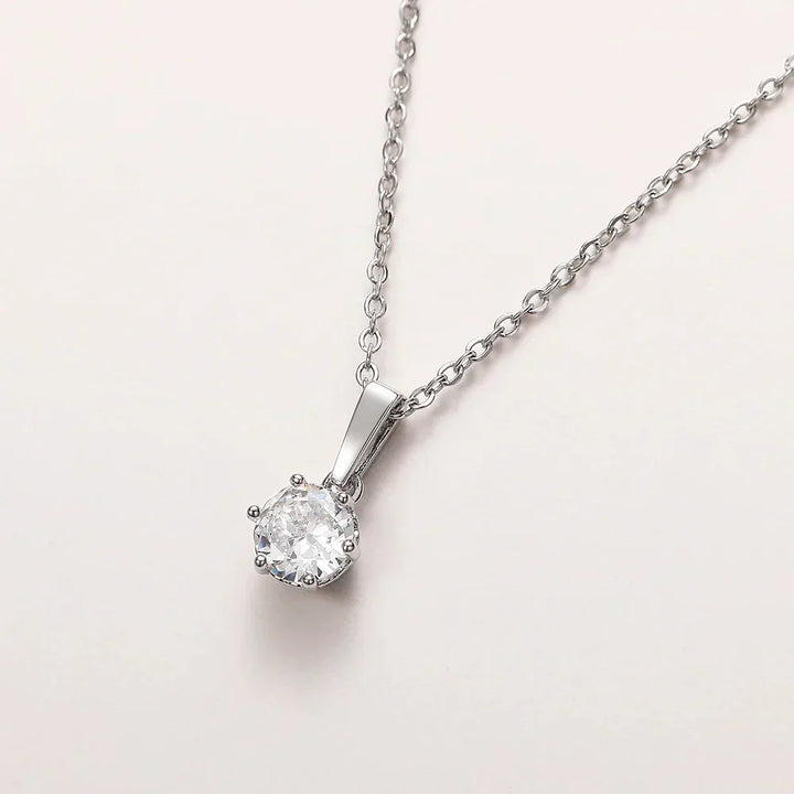 Klassieke ketting met kristalheldere hanger