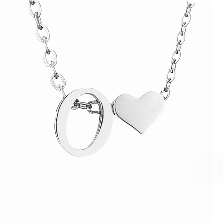 Tijdloze initiaal-ketting met harthanger