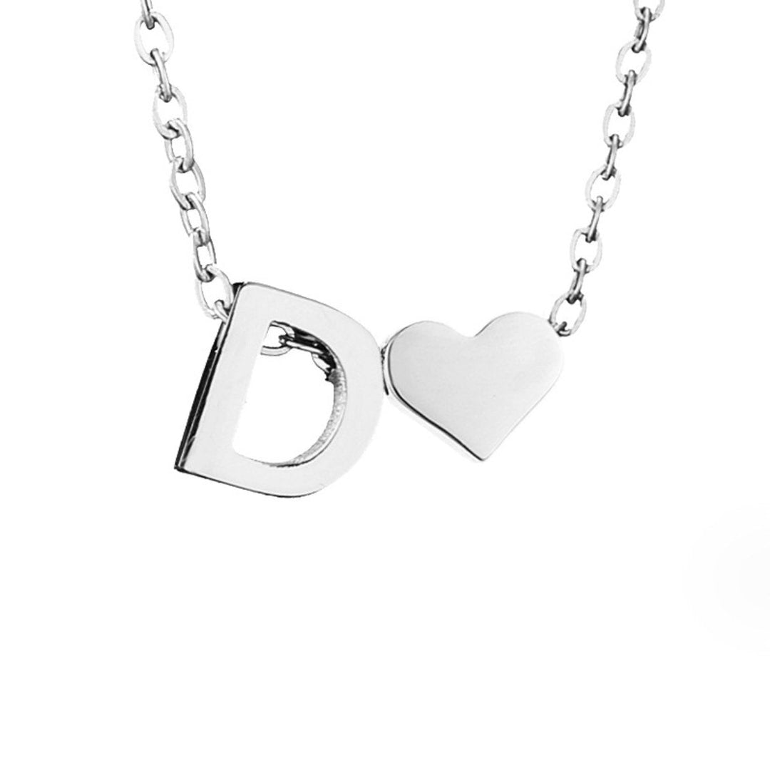 Tijdloze initiaal-ketting met harthanger