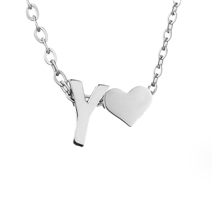 Tijdloze initiaal-ketting met harthanger