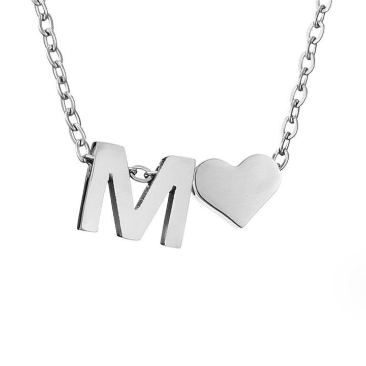 Tijdloze initiaal-ketting met harthanger