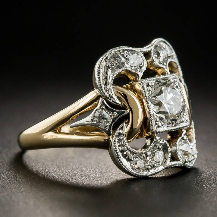 Klassieke goudkleurige ring met vintage kristalsteentje