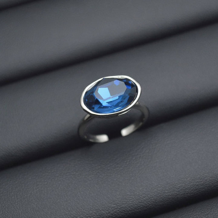 Vintage ring Hemelsblauw met kristalglans