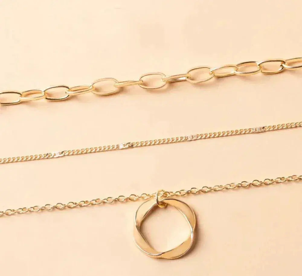 Klassiek gelaagd collier met hanger